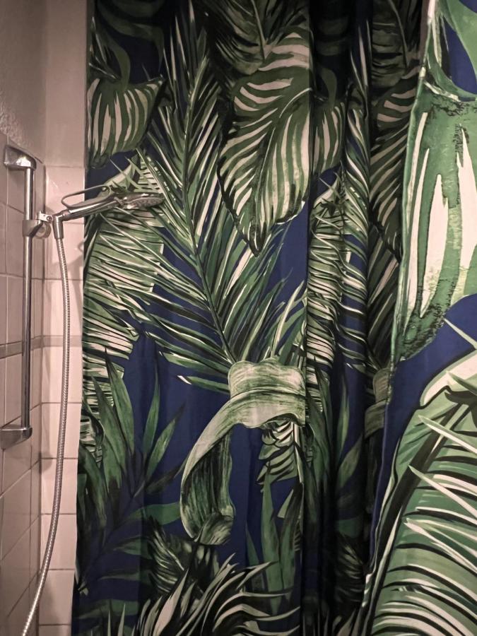 Private Schlafzimmer Mit Wc Dusche Mönchengladbach Exterior foto